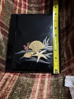 Vintage Otagiri Japan 70’s NWT Lacquer Photoalbulm with Gold Seashell Design